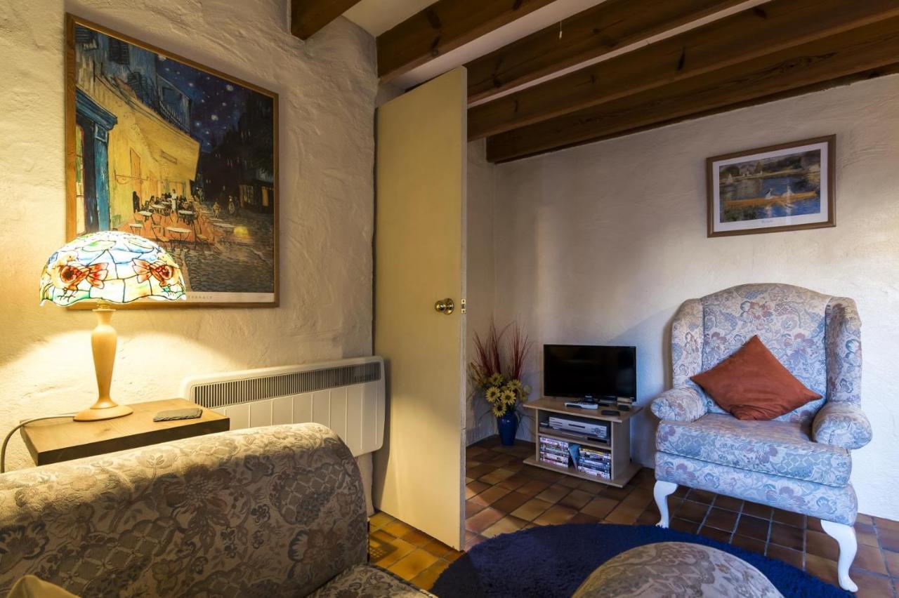The Stables - 1 Bedroom Apartment - Saint Florence 외부 사진